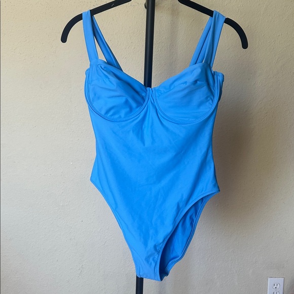 Skims Signature Swim Underwire One Piece in Blue Tide NWT Size Medium - Picture 1 of 9